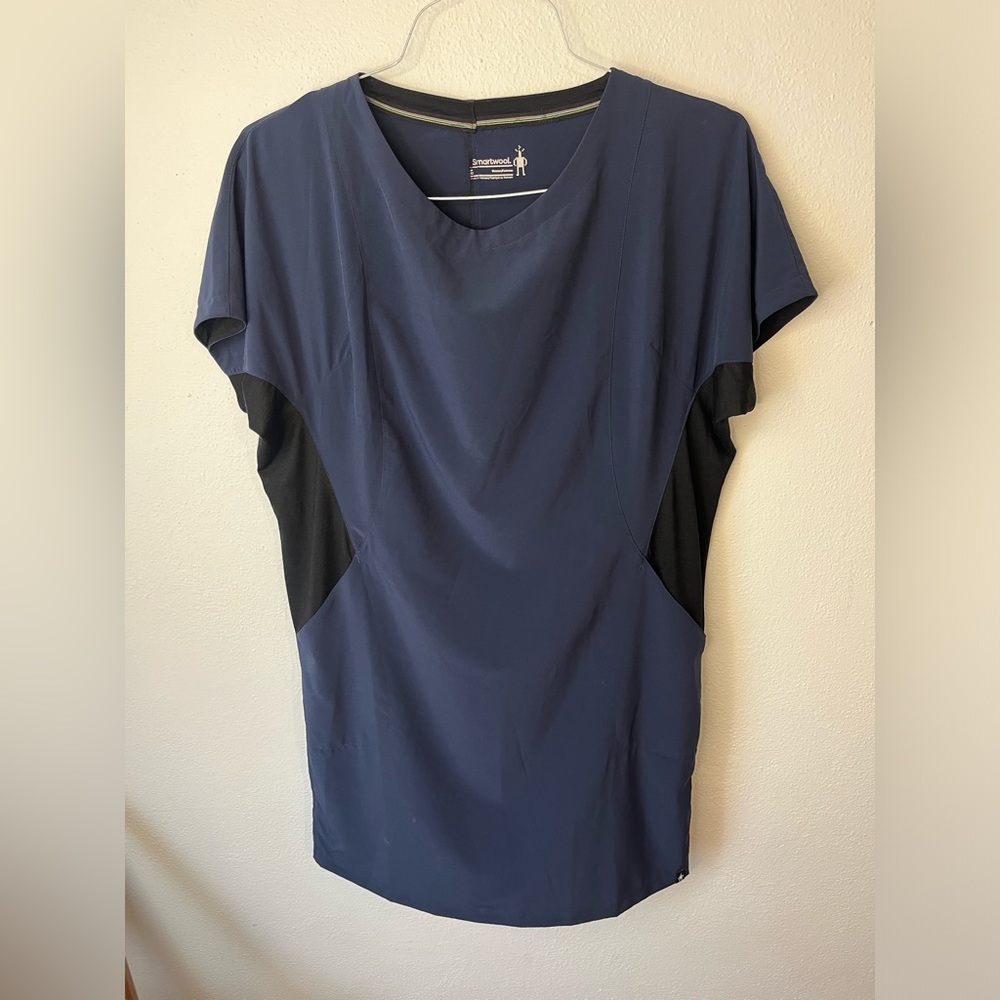 SMARTWOOL Merino Wool Navy Blue and Black Sport Dress Size Small